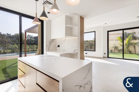 Купить виллу в Springs 12, The Springs, Дубай: 4 спальни, 210м², № 88636 - фото 7