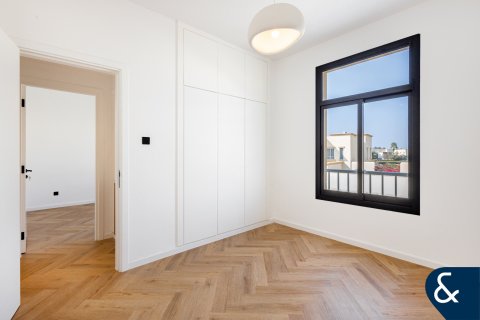 Купить виллу в Springs 12, The Springs, Дубай: 4 спальни, 210м², № 88636 - фото 22