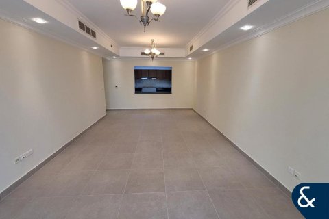 Apartment in Jumeirah Lake Towers, Dubai 3 bedrooms, 176 sq.m. № 88633 - photo 14