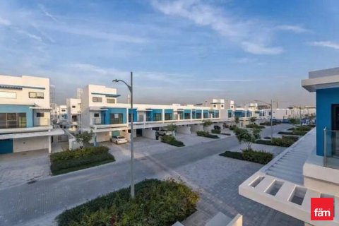 Townhouse in Dubai 5 bedrooms, 219.6 sq.m. № 95647 - photo 9