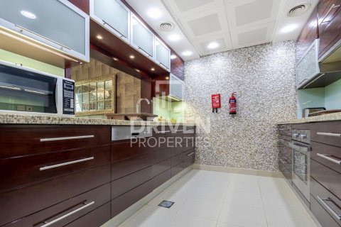 Apartment in Burj Views, Downtown Dubai (Downtown Burj Dubai), Dubai 2 bedrooms, 138 sq.m. № 20070 - photo 17