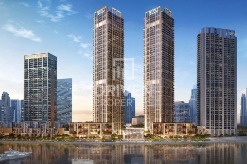 Apartment in Business Bay, Dubai 4 bedrooms, 241 sq.m. № 19621 - photo 1