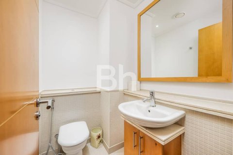 Apartment in Dubai Marina, Dubai 2 bedrooms, 127 sq.m. № 57260 - photo 8