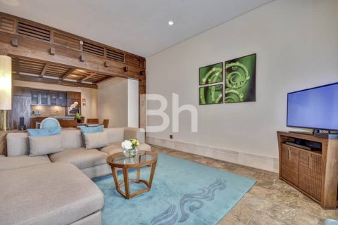 Apartment in Palm Jumeirah, Dubai 2 bedrooms, 135 sq.m. № 57259 - photo 9