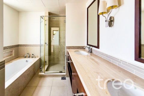 Villa in Casa, Arabian Ranches 2, Dubai 4 bedrooms, 335.29 sq.m. № 120233 - photo 8
