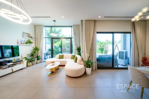Adosado en Al Furjan, Dubai, 3 dormitorios, 244 m², № 122292 - foto 19