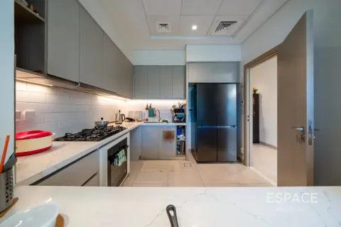 Adosado en Al Furjan, Dubai, 3 dormitorios, 244 m², № 122292 - foto 16