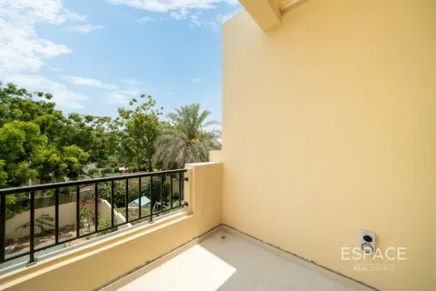Villa en Arabian Ranches, Dubai, 3 dormitorios, 236 m², № 122296 - foto 3