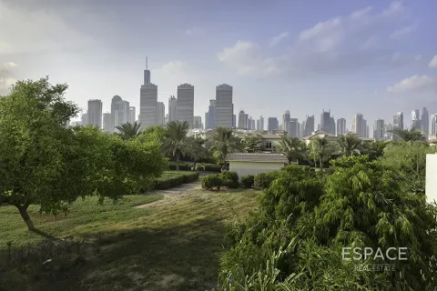 Villa en Jumeirah Islands, Dubai, 4 dormitorios, 492 m², № 122294 - foto 3