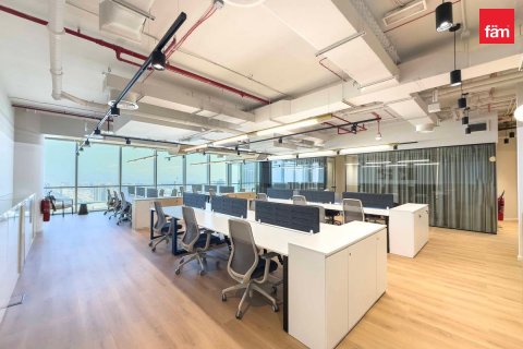 Bureau à Sheikh Zayed Road, Dubai, 185 m², № 12067 - photo 1