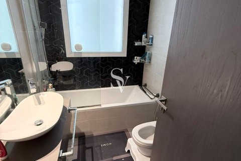 Снять в аренду квартиру в Бизнес-Бэе, Дубай: 1 спальня, 82м², № 121922 - фото 8