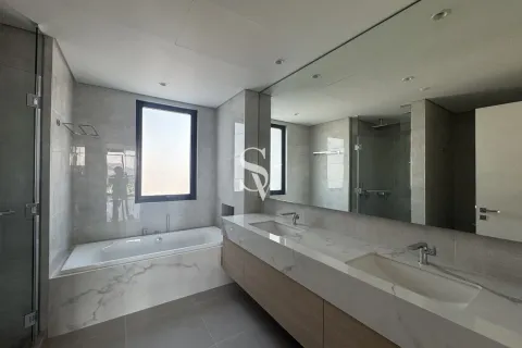 Townhouse in Jebel Ali, Dubai 3 bedrooms, 238 sq.m. № 121919 - photo 16