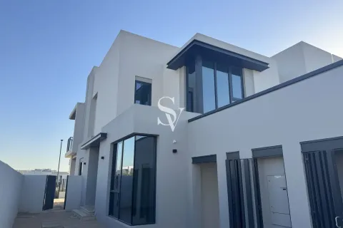 Townhouse in Jebel Ali, Dubai 3 bedrooms, 238 sq.m. № 121919 - photo 3