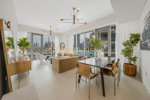 Apartment in Al Wasl, Dubai 2 bedrooms, 170 sq.m. № 15306 - photo 3