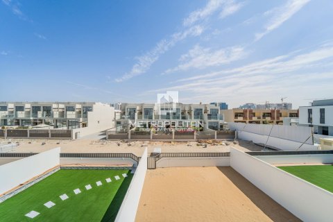 Villa en Al Furjan, Dubai, 3 dormitorios, 255 m², № 15317 - foto 18