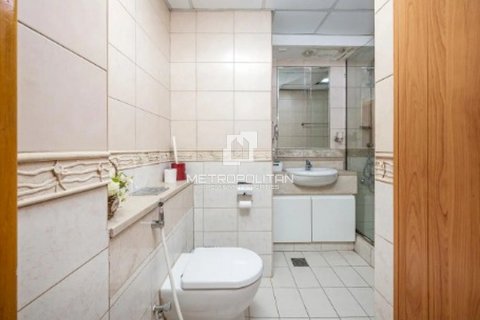 Купить квартиру в Джумейра Лейк Тауэрс, Дубай: 3 спальни, 136м², № 15314 - фото 12