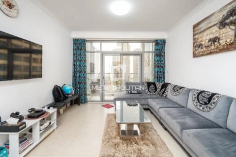 Купить квартиру в Джумейра Лейк Тауэрс, Дубай: 3 спальни, 136м², № 15314 - фото 1