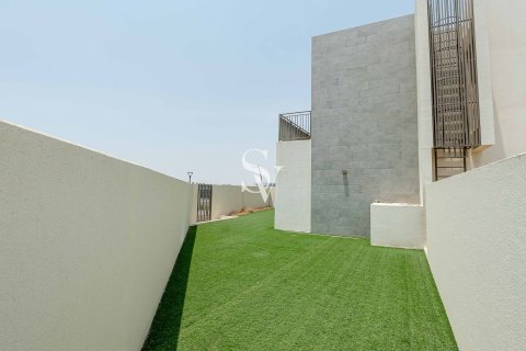 Townhouse in EMAAR South, Dubai South (Dubai World Central), Dubai 4 bedrooms, 418 sq.m. № 124171 - photo 6