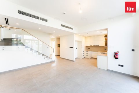 Villa in Dubai 4 bedrooms, 249.5 sq.m. № 124572