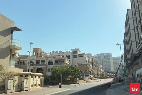 Shop in Dubai 54.3 sq.m. № 115099 - photo 9