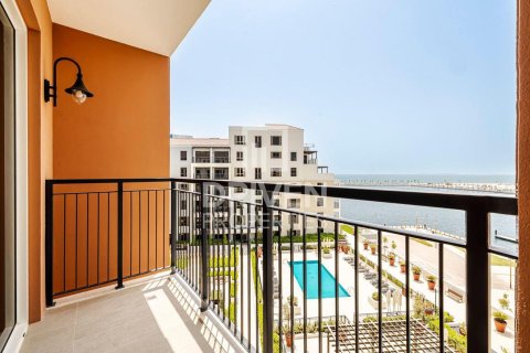 Apartment in La Mer, Jumeirah, Dubai 2 bedrooms, 115.2 sq.m. № 128443 - photo 8