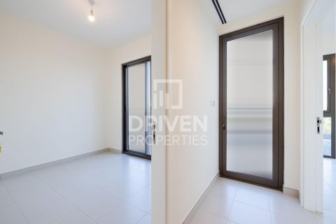 Townhouse in EMAAR South, Dubai South (Dubai World Central), Dubai 4 bedrooms, 216.19 sq.m. № 128435 - photo 9