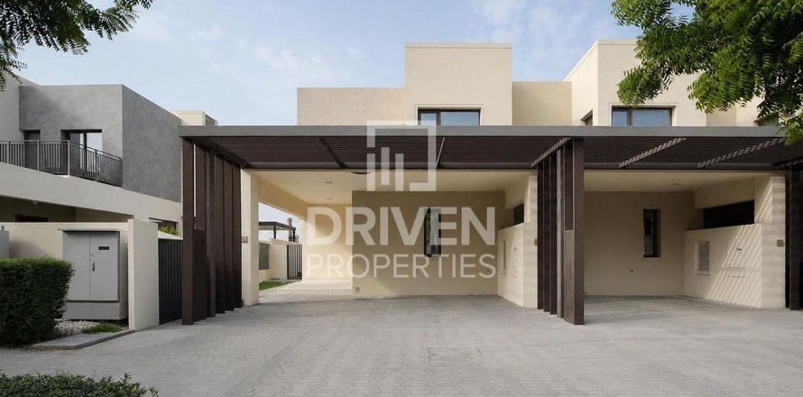 Townhouse in EMAAR South, Dubai South (Dubai World Central), Dubai 4 bedrooms, 216.19 sq.m. № 128435