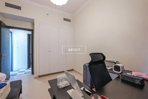 Снять в аренду квартиру в Дубай Марине, Дубай: 2 спальни, 134.1м², № 42607 - фото 7