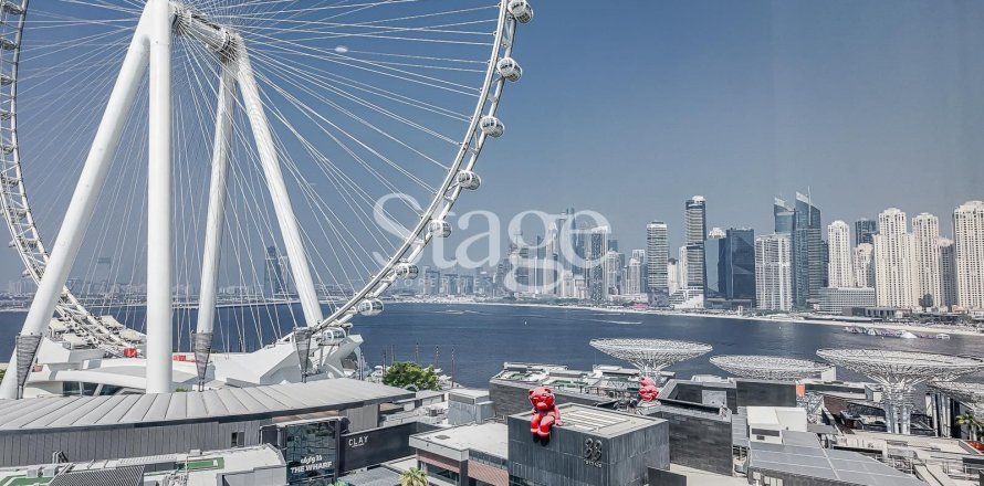 Apartment in Dubai 3 bedrooms, 195 sq.m. № 139555