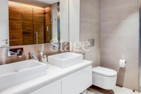 Apartment in Dubai 3 bedrooms, 195 sq.m. № 139555 - photo 16