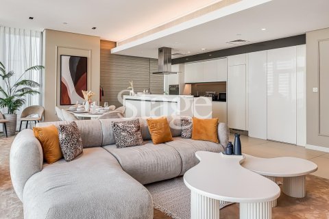 Apartment in Dubai 3 bedrooms, 195 sq.m. № 139555 - photo 9