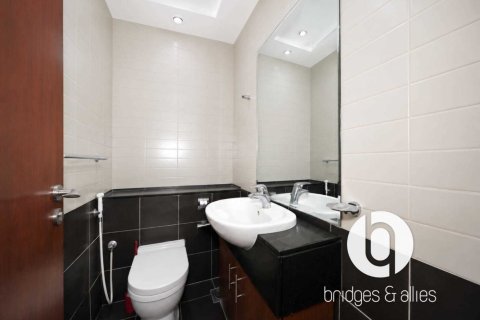 Apartment in Dubai Marina, Dubai 2 bedrooms, 133 sq.m. № 139560 - photo 10
