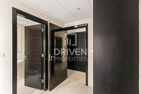 Villa en Jumeirah Park, Dubai, 3 dormitorios, 541.16 m², № 129732 - foto 13