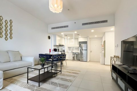 Apartamento en Umm Suqeim 3, Umm Suqeim, Dubai, 2 dormitorios, 100.99 m², № 136631 - foto 2