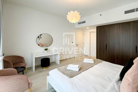 Apartamento en Umm Suqeim 3, Umm Suqeim, Dubai, 2 dormitorios, 100.99 m², № 136631 - foto 8