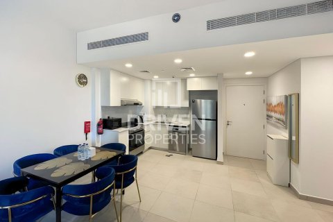 Apartamento en Umm Suqeim 3, Umm Suqeim, Dubai, 2 dormitorios, 100.99 m², № 136631 - foto 3