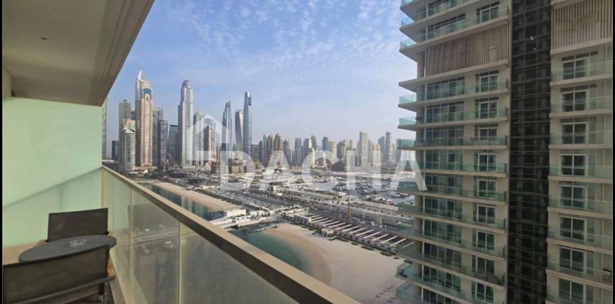 Apartment in EMAAR Beachfront, Dubai Harbour, Dubai 1 bedroom, 77 sq.m. № 105232