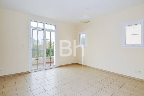 Снять в аренду таунхаус в Арабиан Ранчес, Дубай: 3 спальни, 226м², № 23447 - фото 4