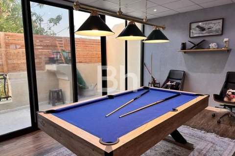 Townhouse in Jumeirah Village Circle, Dubai 3 bedrooms, 269 sq.m. № 23449 - photo 2