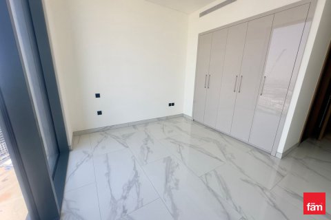 Apartment in Dubai 4 bedrooms, 218.6 sq.m. № 109440 - photo 15
