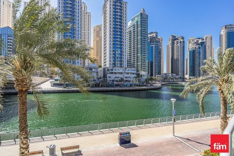 Apartment in Dubai Marina, Dubai 3 bedrooms, 198.3 sq.m. № 109445 - photo 3