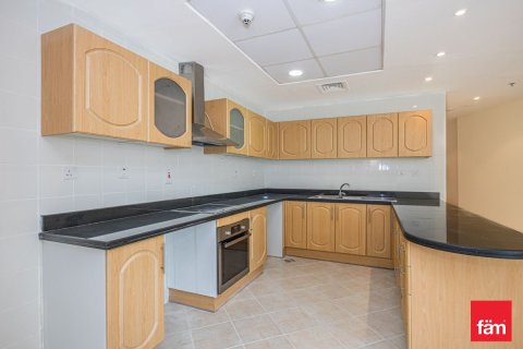 Apartment in Dubai Marina, Dubai 3 bedrooms, 198.3 sq.m. № 109445 - photo 22