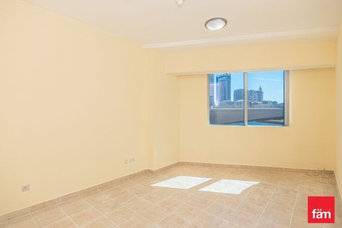 Apartment in Dubai Marina, Dubai 3 bedrooms, 198.3 sq.m. № 109445 - photo 25