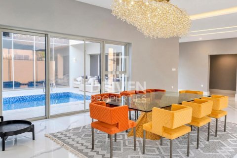 Villa in District One, Mohammed Bin Rashid City, Dubai 5 bedrooms, 804.26 sq.m. № 137114 - photo 6