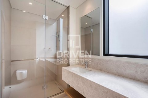 Villa in Dubai Hills Estate, Dubai 5 bedrooms, 649.02 sq.m. № 137106 - photo 21