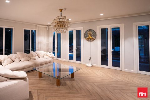 Townhouse in Dubai 4 bedrooms, 397.9 sq.m. № 70595 - photo 9