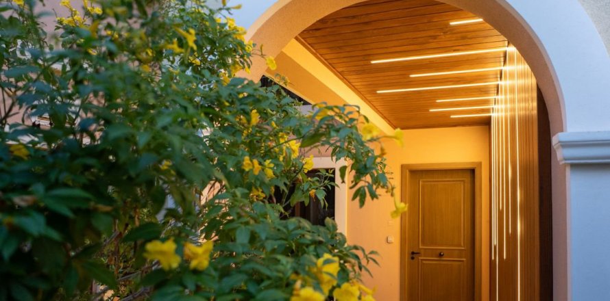 Townhouse in Dubai 4 bedrooms, 397.9 sq.m. № 70595