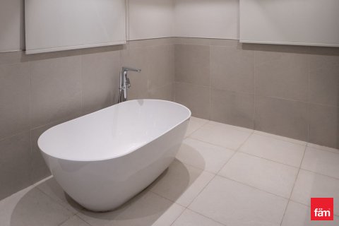 Townhouse in Dubai 4 bedrooms, 397.9 sq.m. № 70595 - photo 13