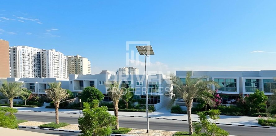 Maison de ville à Al Furjan, Dubai, 3 chambres, 231.98 m², № 136801