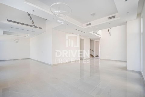 Villa à Al Furjan, Dubai, 6 chambres, 599.97 m², № 136800 - photo 2